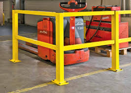 Schutzgeländer 1000x1000x2000 mm Komplett-Set zur Absicherung, Signalgelb Ø Pfostenstärke 70x70x3 mm Schutzgeländer 1000x1000x2000 mm Komplett-Set zur Absicherung, Signalgelb Ø Pfostenstärke 70x70x3 mm