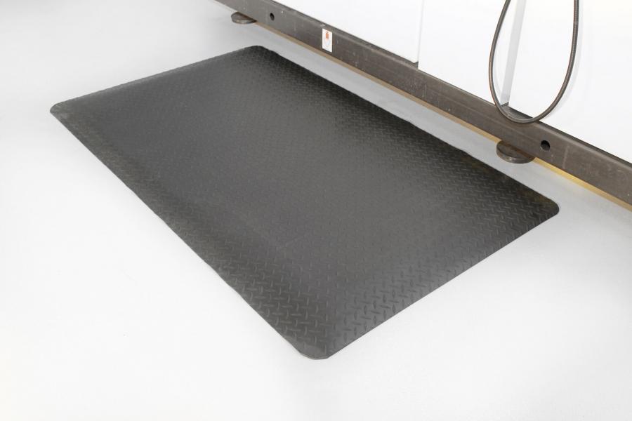 Arbeitsplatzmatte Diamond Deckplate, schwarz, 900 mm x lfd. Meter