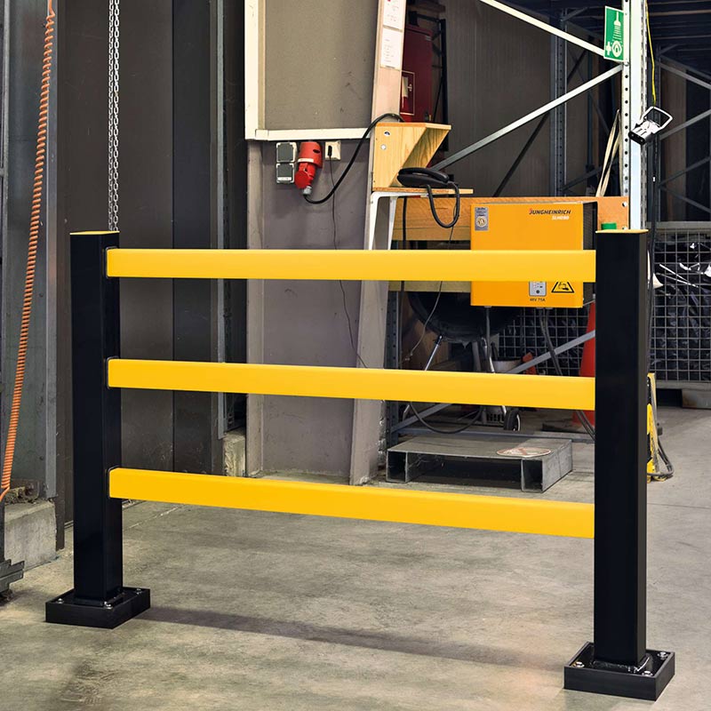 Schutzgitter 1040x1600 mm zur Absicherung, Schwarz/gelb Ø Pfostenstärke 100x100x3 mm Schutzgitter 1040x1600 mm zur Absicherung, Schwarz/gelb Ø Pfostenstärke 100x100x3 mm