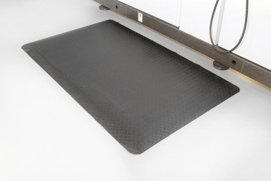 Arbeitsplatzmatte Diamond Deckplate, schwarz, 900 x 6000 mm