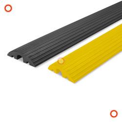 Dreifache_Kabel-_und_Schlauchbruecke_ueberfahrbar_schwarz_3_279_21_784_2