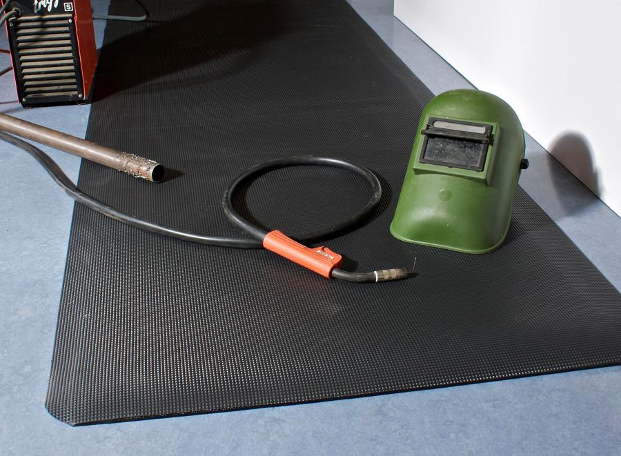 Schweisser_Arbeitsplatzmatte_Diamond_Tread_schwarz_Rolle_900_x_18_3_Meter_CDTB010003_1